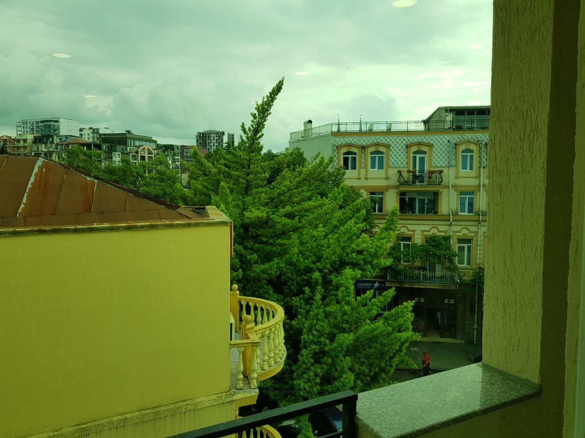 Mikepalace Batumi Exterior foto